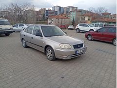 Sahibinden Hyundai Accent 1.3 Admire 2005 Model  360.000 km Gri