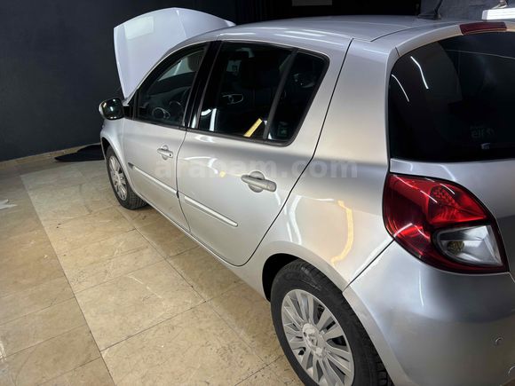 Sahibinden Renault Clio 1.2 Tom Edition 2010 Model 