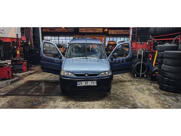 Sahibinden ACİL SATLIK Peugeot Partner 1.9 D Profil 2003 Model  290.000 km Mavi