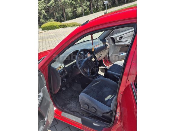 Sahibinden Mazda 626 2.0 1998 Model Denizli 299.000 km Kırmızı