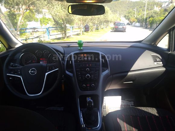 Sahibinden Opel Astra 1.4 T Edition Plus 2019 Model  43.500 km Füme