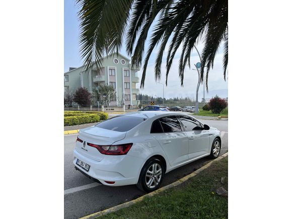 Sahibinden Renault Megane 1.3 TCe Joy 2020 Model 