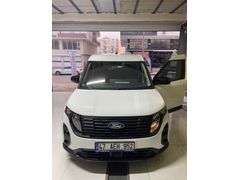 Sahibinden Ford Tourneo Courier 1.5 EcoBlue Deluxe 2024 Model  19.000 km Beyaz