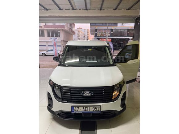 Sahibinden Ford Tourneo Courier 1.5 EcoBlue Deluxe 2024 Model  19.000 km Beyaz