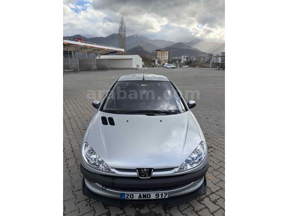 Sahibinden Peugeot 206 1.4 HDi X-line 2003 Model 