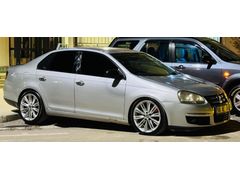 YENİ MUAYENE Jetta 1.6 Midline 2006 Model  312.000 km Gri (Refleks Gümüş)