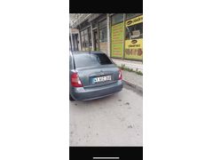 Sahibinden Hyundai Accent Era 1.5 CRDi-VGT Style 2006 Model  300.000 km Füme