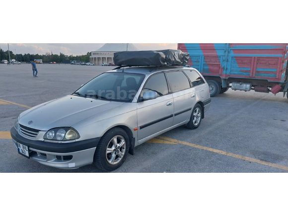 Sahibinden Toyota Avensis 2.0 Sol Extra 2000 Model  480.000 km Gri (Gümüş)