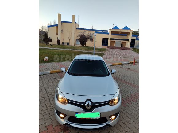 Memurdan Temiz Bakımlı Otomatik Aile Aracı