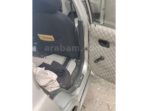 Sahibinden Hyundai Accent 1.3 LS 2000 Model