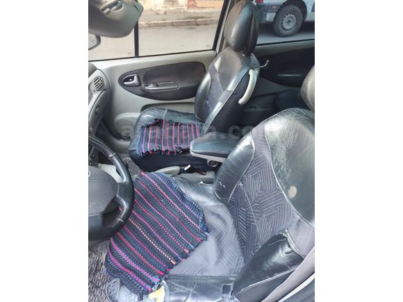 Sahibinden Renault Scenic 1.6 RXT 2002 Model