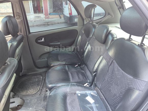 Sahibinden Renault Scenic 1.6 RXT 2002 Model