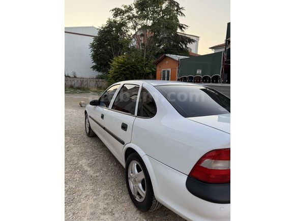 Sahibinden Opel Vectra 2.0 GLS 1998 Model 