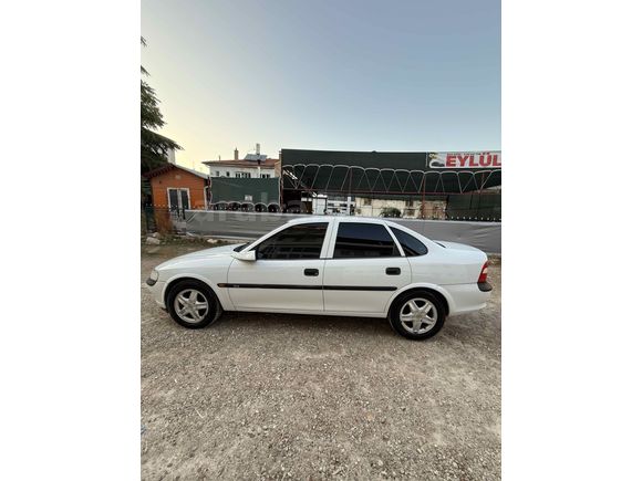 Sahibinden Opel Vectra 2.0 GLS 1998 Model 