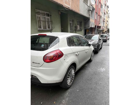 Sahibinden Fiat Bravo 1.4 Active 2011 Model  52.000 km