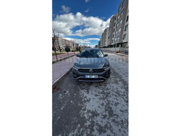 Sahibinden Volkswagen T-Roc 1.5 TSI Life 2025 Model 