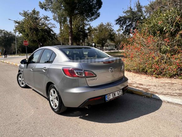 Sahibinden Mazda 3 1.6 Touring 2011 Model 