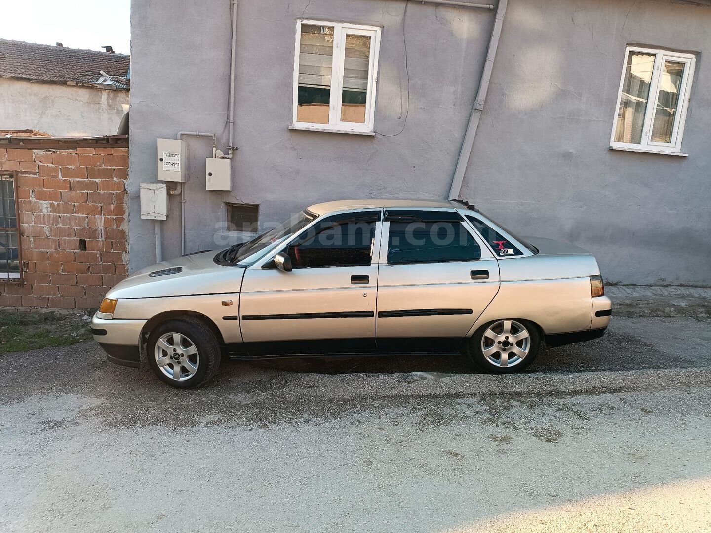 Sahibinden Lada VAZ 2110 2001 Model Bursa 330.000 km Altın 2