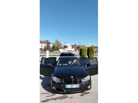 Sahibinden BMW 3 Serisi 320d Standart 2010 Model  423.000 km Siyah