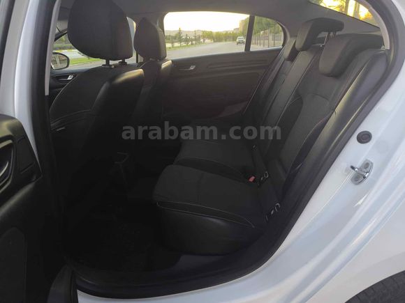Sahibinden Renault Megane 1.3 TCe Joy 2021 Model 