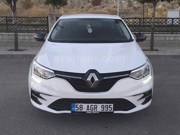 Sahibinden Renault Megane 1.3 TCe Joy 2021 Model 