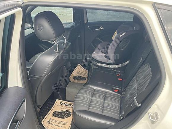 ADA MOTORS - MERCEDES BENZ B180 - 2013 - SPORT - 119.000 KM