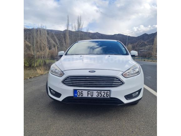 Ögretmenden Temiz Ford Focus