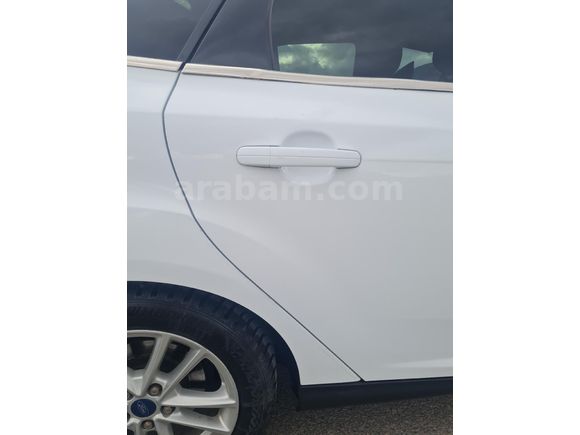 Ögretmenden Temiz Ford Focus