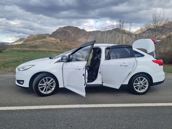 Ögretmenden Temiz Ford Focus