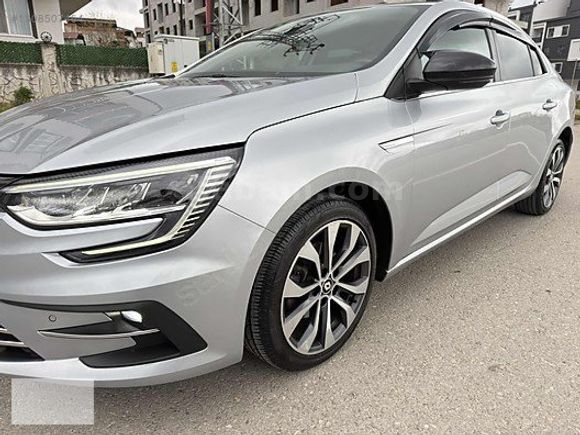 2023 MEGANE 1.3 TCE İCON.EDC.140 BG.HATASIZ..BAKIMLI..63 BİNDE