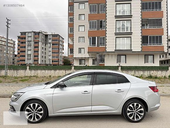 2023 MEGANE 1.3 TCE İCON.EDC.140 BG.HATASIZ..BAKIMLI..63 BİNDE