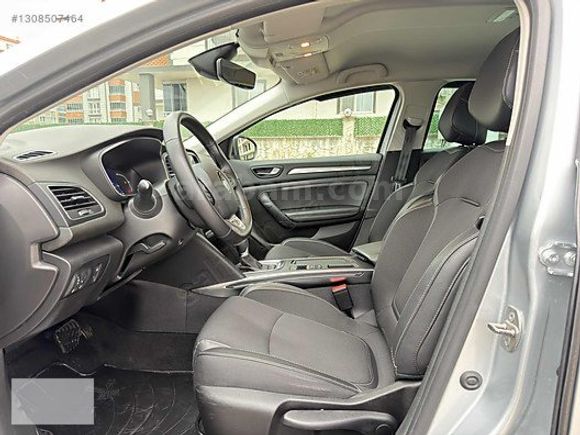 2023 MEGANE 1.3 TCE İCON.EDC.140 BG.HATASIZ..BAKIMLI..63 BİNDE