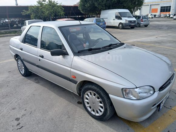 Sahibinden Ford Escort 1.6 CLX 1997 Model takas olur