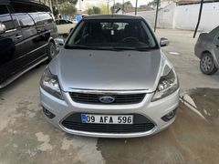Sahibinden Ford Focus 1.6 Comfort 2011 Model  tek değişenli 