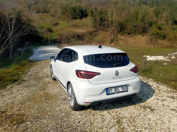 Sahibinden Renault Clio 1.0 TCe Touch 2022 Model