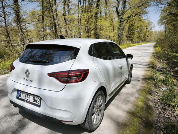 Sahibinden Renault Clio 1.0 TCe Touch 2022 Model