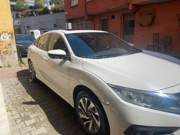 Sahibinden Honda Civic 1.6i VTEC Elegance 2016 Model 