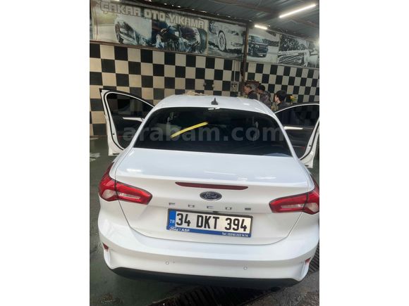 Sahibinden Ford Focus 1.5 TDCi Titanium otomatik 2020 Model 