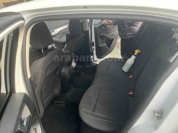 Sahibinden Ford Focus 1.5 TDCi Titanium otomatik 2020 Model 