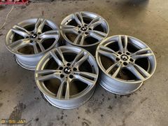 18 inç ORJİNAL BMW F30 MSPORT JANT HATASIZ BOYASIZ