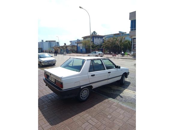 Sahibinden Renault R 9 1.4 Broadway 1996 Model