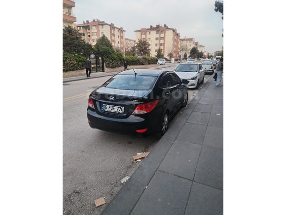 Sahibinden Hyundai Accent Blue 1.6 CRDI Mode Plus 2015 Model