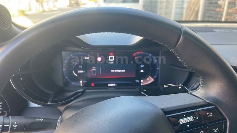 Sahibinden Alfa Romeo Junior Ibrida 1.2 speciale 2024 Model 6