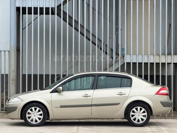 Galeriden Renault Megane 1.5 dCi Dynamique 2006 Model Bartın 206.500 km Gri (Gümüş)