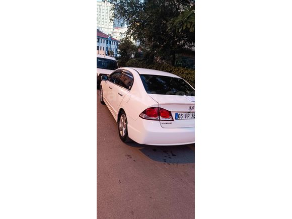 Sahibinden Honda Civic 1.6i VTEC Premium 2011 Model 