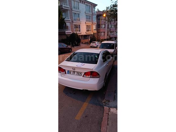 Sahibinden Honda Civic 1.6i VTEC Premium 2011 Model 