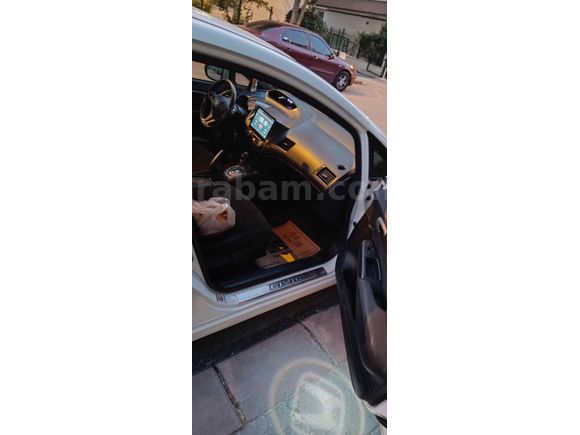 Sahibinden Honda Civic 1.6i VTEC Premium 2011 Model 
