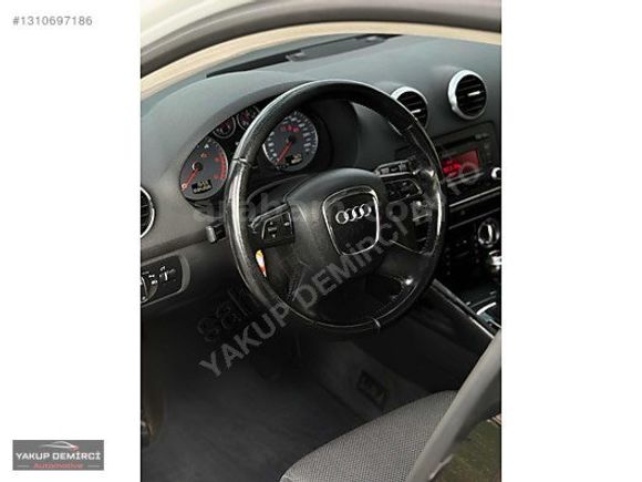 2012 MODEL AUDİ A3 1.6 TDİ ATTRACTİON CAM TAVANLI / BOYASIZ