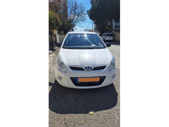 Sahibinden Hyundai i20 Troy 1.2 DOHC Team 2012 Model