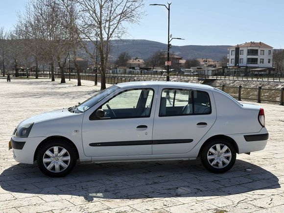 Sahibinden Renault Clio 1.4 Authentique 2005 Model 